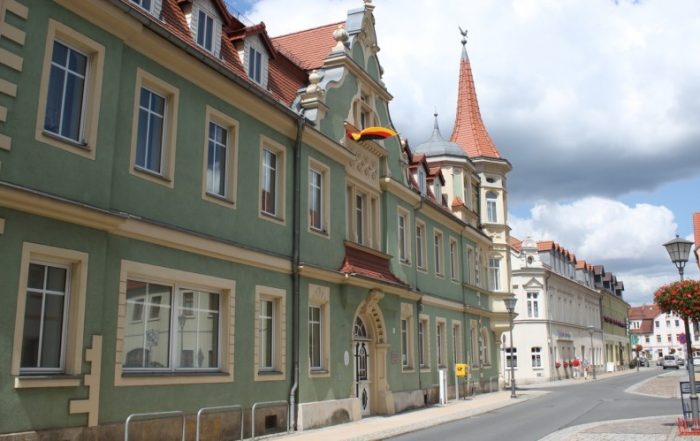 Am Rathaus von Elsterwerda in der Elbe-Elster-Region