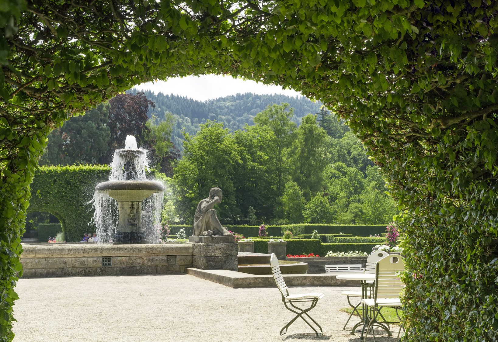 Springbrunnen im Rosengarten in Baden-Baden
