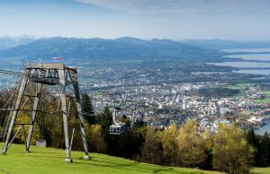 Bregenz Bergbahn mit Bodenseeblick