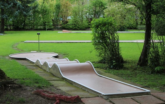 Minigolfplatz, Bahnengolf