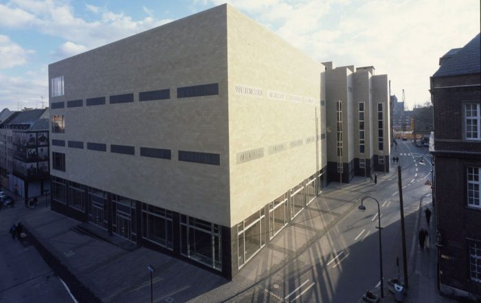 Wallraf-Richartz-Museum Köln, Nordfassade