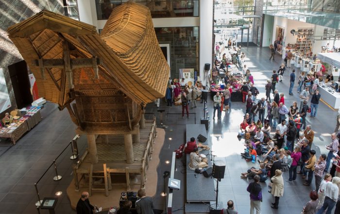 Foyer des RJM beim Thementag Indien 2012 Rautenstrauch-Joest-Museum – Kulturen der Welt