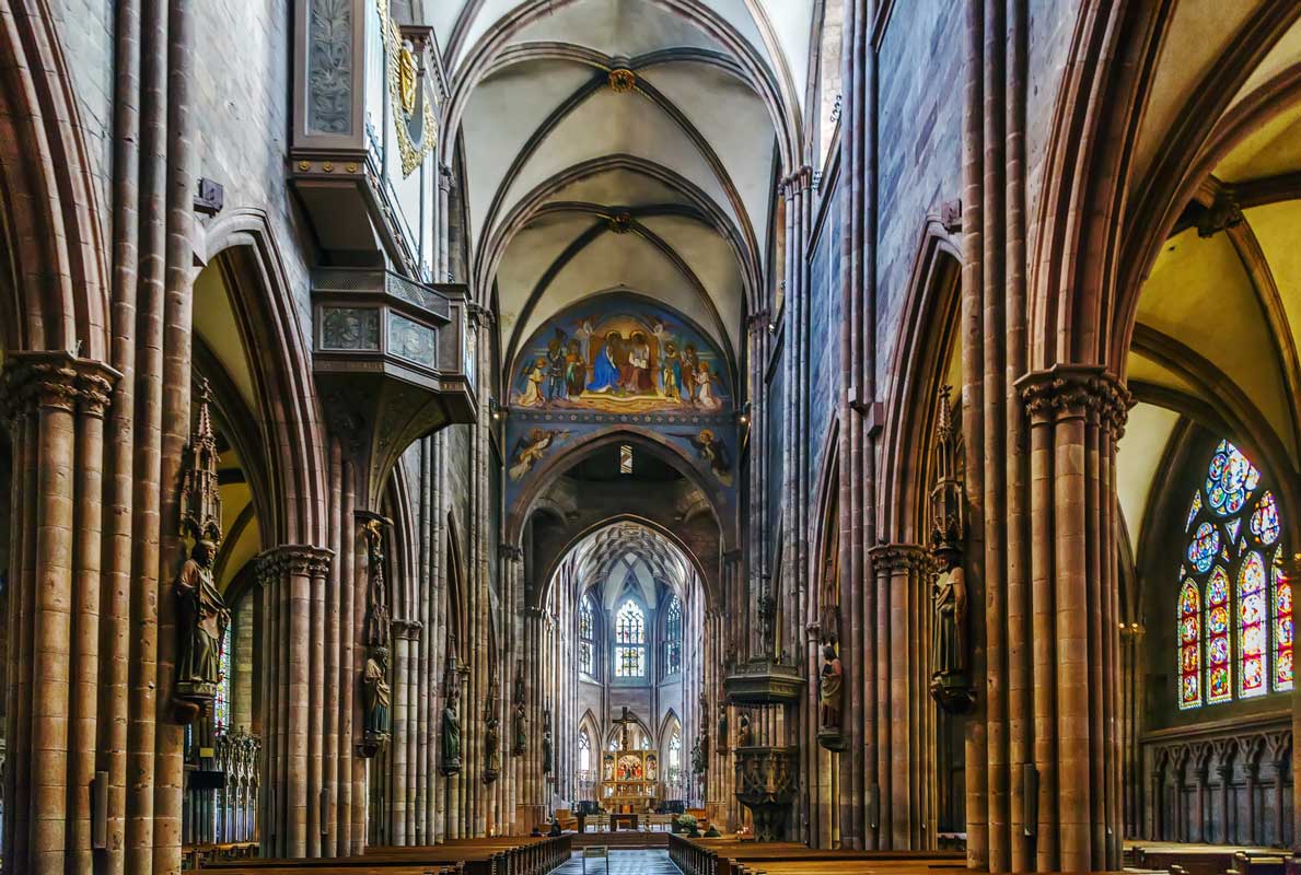 Freiburger Münster, innen - Die schönsten Kirchen Deutschlands