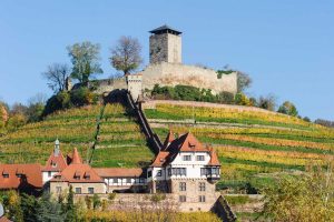 Burg Hohenbeilstein - Der Württembergische Weinwanderweg