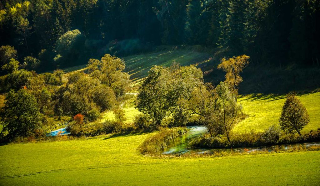 Der Erzweg: Durch das Land der tausend Feuer