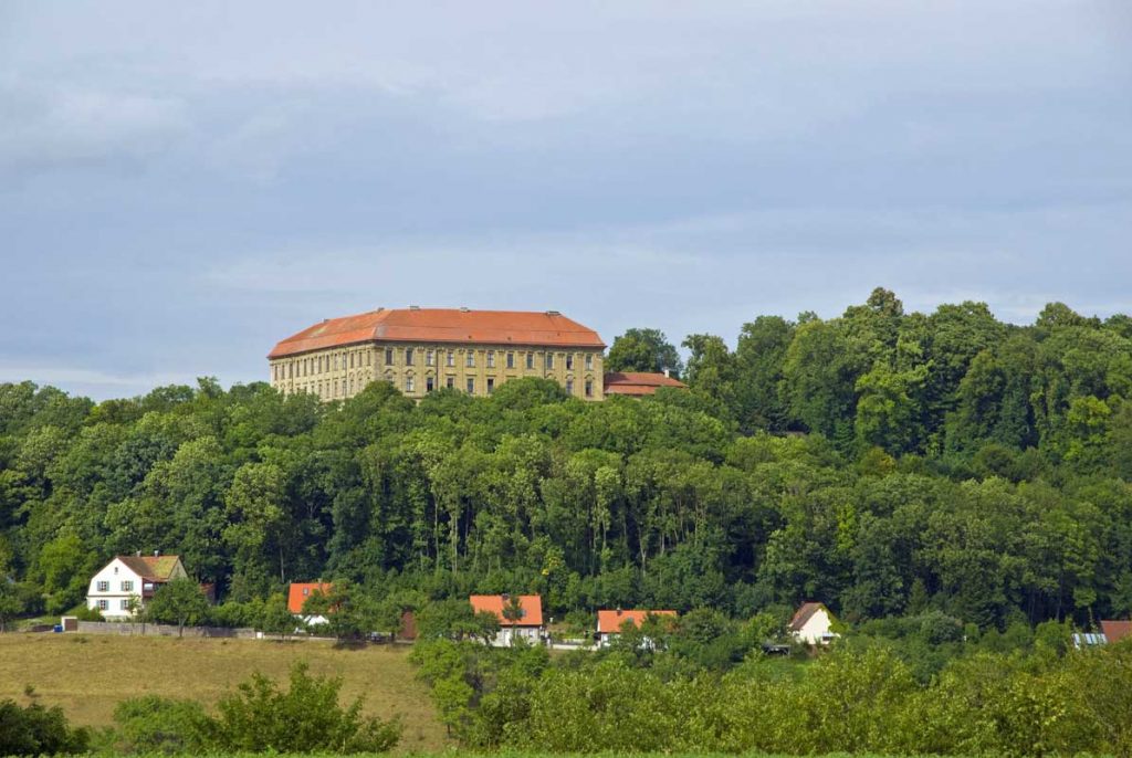 Schloss Schillingsfürst - Europäischer Wasserscheideweg