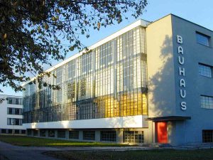 Bauhausgebäude Dessau © Tegula - pixabay.com