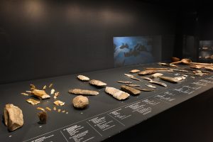 Vom Feuerstein zum Werkzeug – archäologische Funde im Rundgang „Bergbau“, Deutsches Bergbau-Museum
