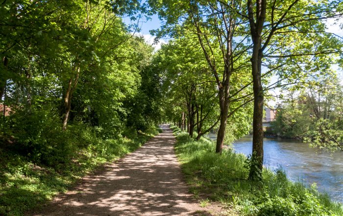 An der Enz in Pforzheim - Enztal-Radweg