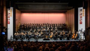 Das Beethoven Orchester Bonn und der Tschechische Philharmonische Chor Brno - Beethoven-Jahr