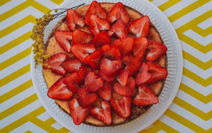 Torte mit Erdbeeren - Topfen-Obers-Torte