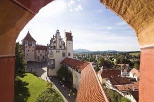 Füssen im Allgäu: Wehrgang und Nordflügel des Hohen Schlosses