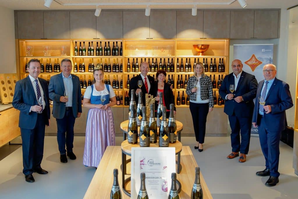 A-Nobis: Österreichs modernste Sektkellerei öffnet ihre Pforten in Zurndorf