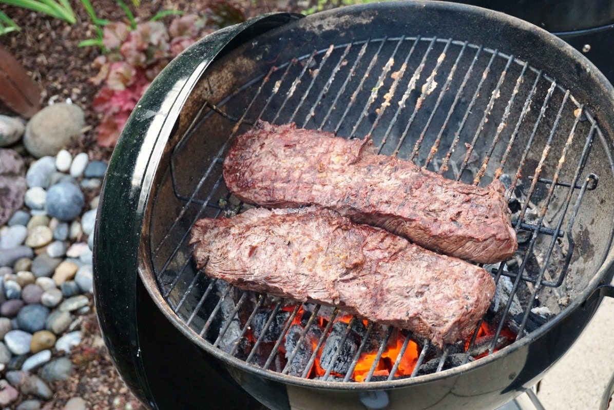 Flat Iron Steak auf dem Grill