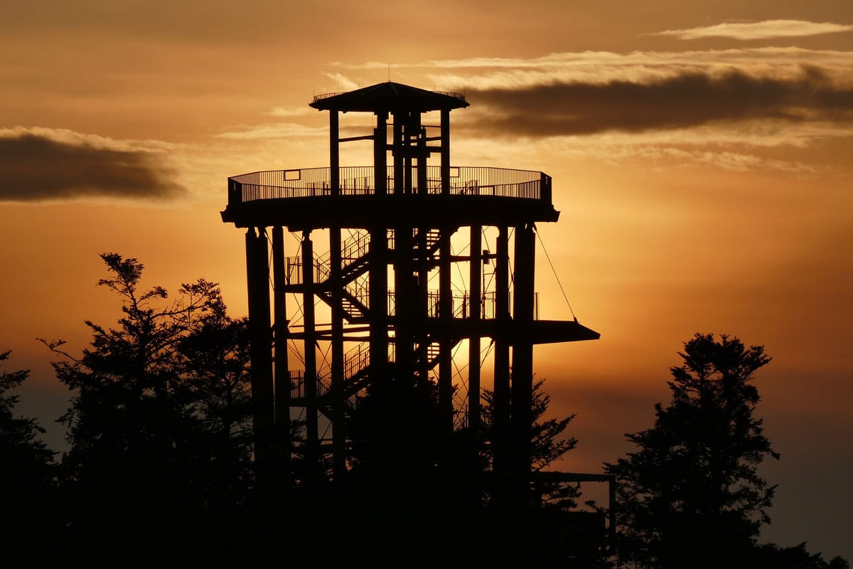 Himmelsglueck-Turm-Sonnenuntergang
