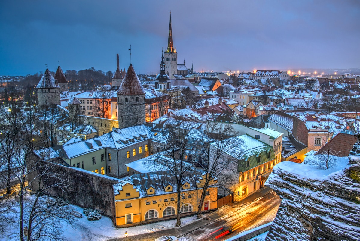 Tallinn Altstadt im Winter - die schneereichsten Städte Europas