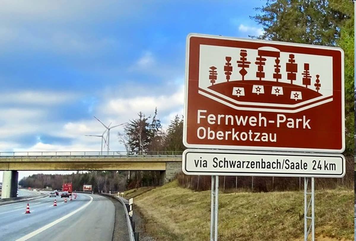 Fernweh-Park-Schild