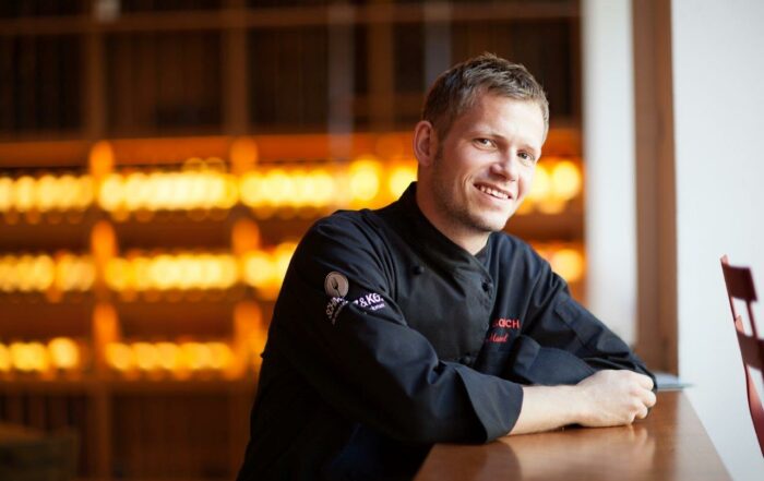 Marcel Woest, Porträt