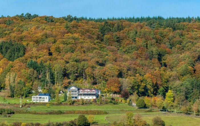 Außenansicht Waldhotel Sonnenberg
