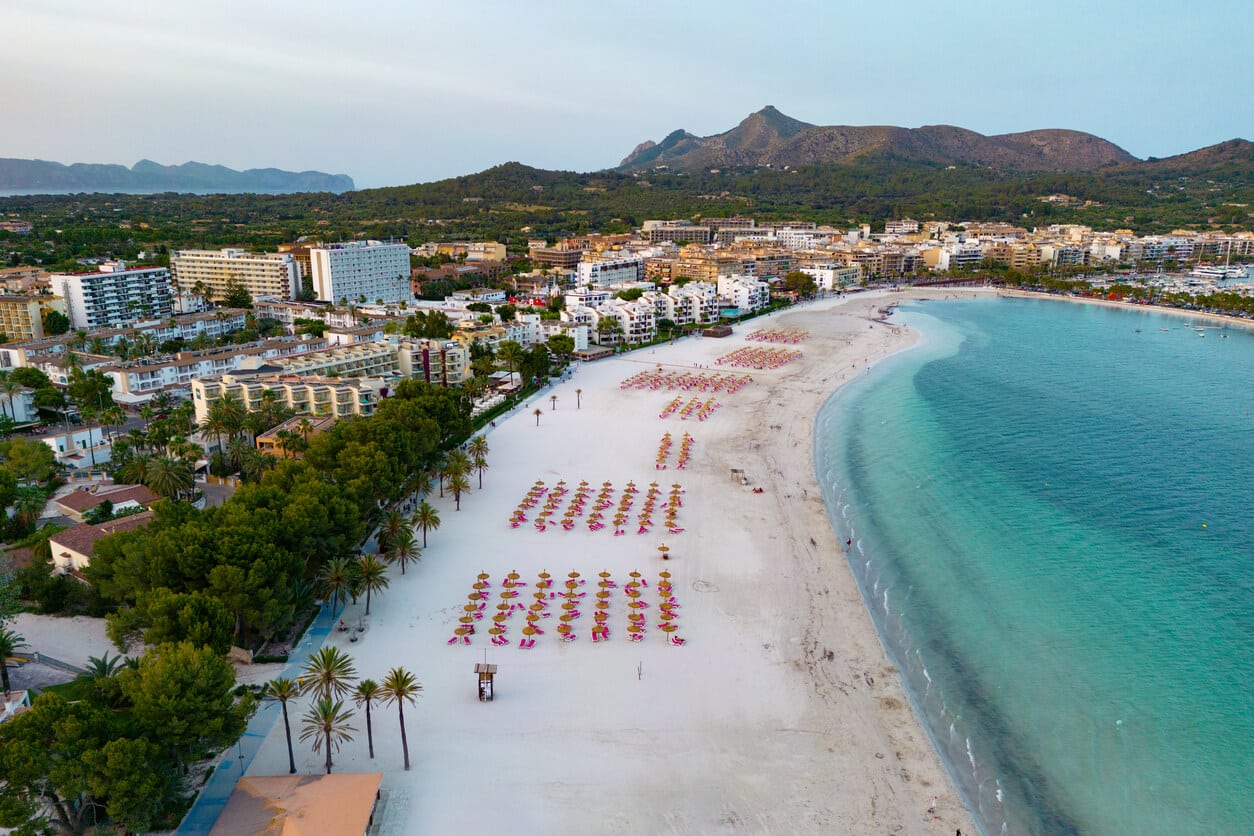 Luftaufnahme von Alcudia Beach