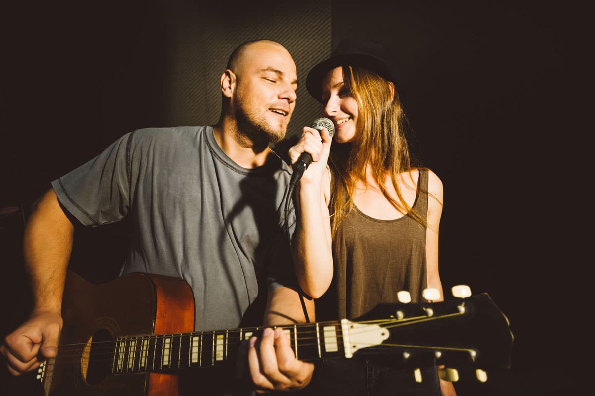 Karaoke ein Duett für die Liebe I Der VartaFührer