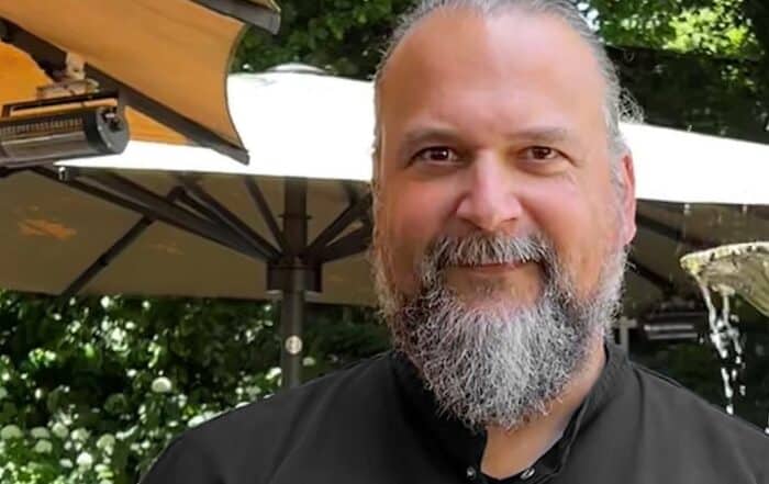 Stefan Hardt, Porträt