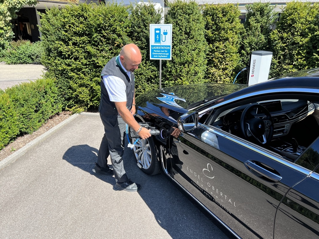 Luxus Hotel Mit Ladestation Bild