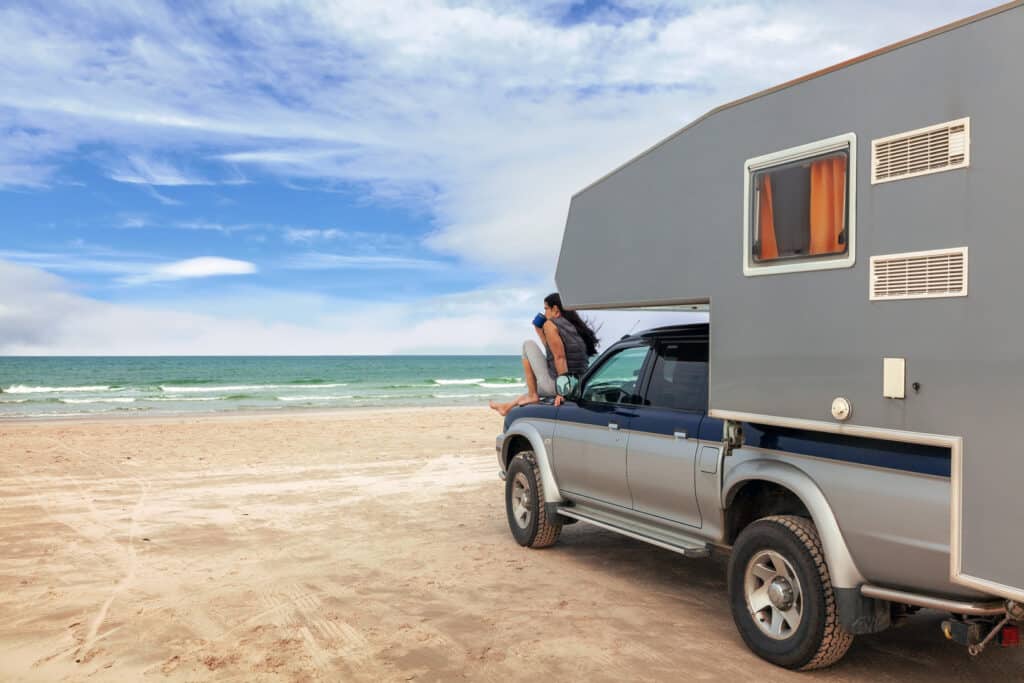 Offroader-Camping: Ein Blick auf die Möglichkeiten, Voraussetzungen und Risiken