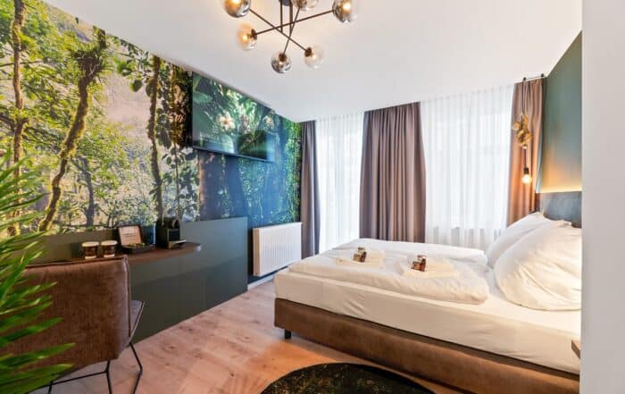 Hotel Jungle No 5 Stuttgart, Zimmeransicht TV