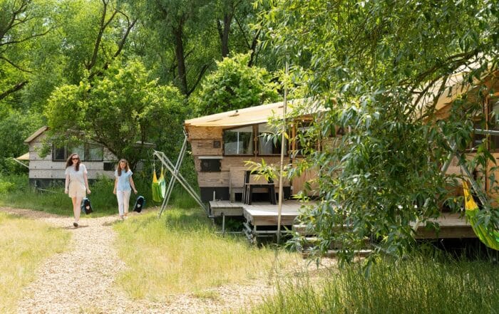 destinature Dorf Hitzacker, Hütten außen