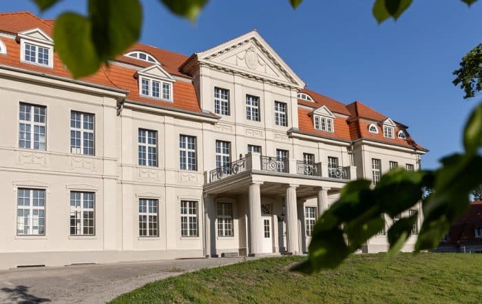 Schlosshotel Neustrelitz, außen