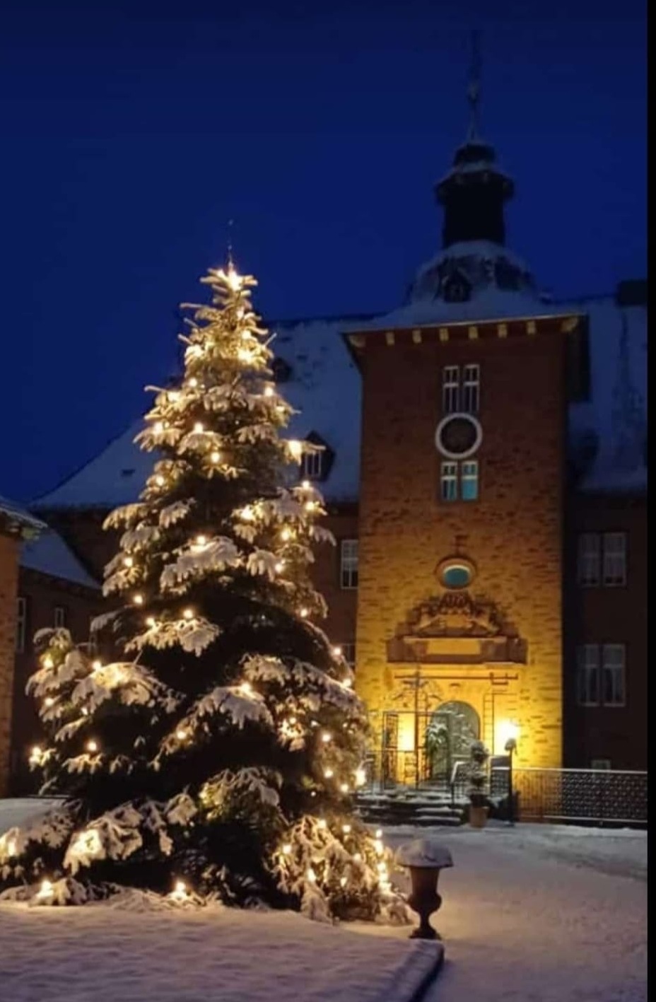 Oberhundemer Schloss Weihnacht