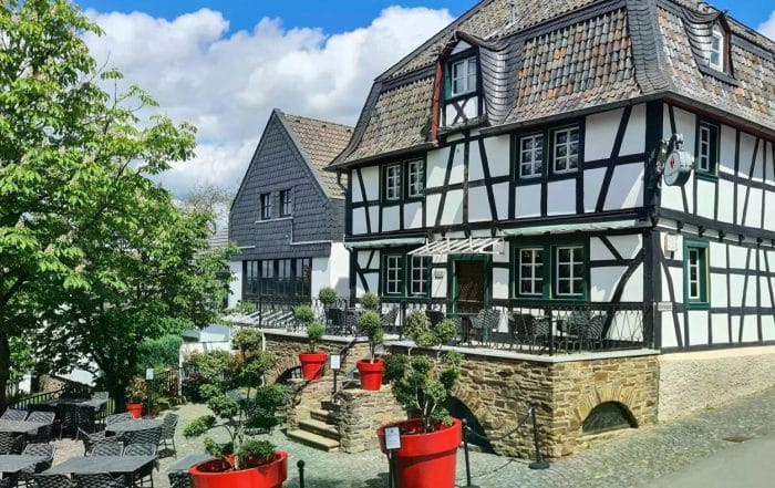 Von Landsberg Hotel-Restaurant Hennef, außen