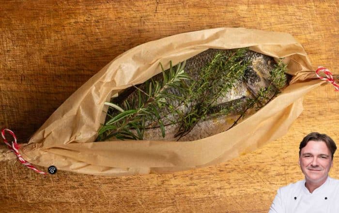 Titelbild Rezept Dorade im Backofen in Backpapier für Weihnachten - Thomas Sixt fuer den Varta-Guide