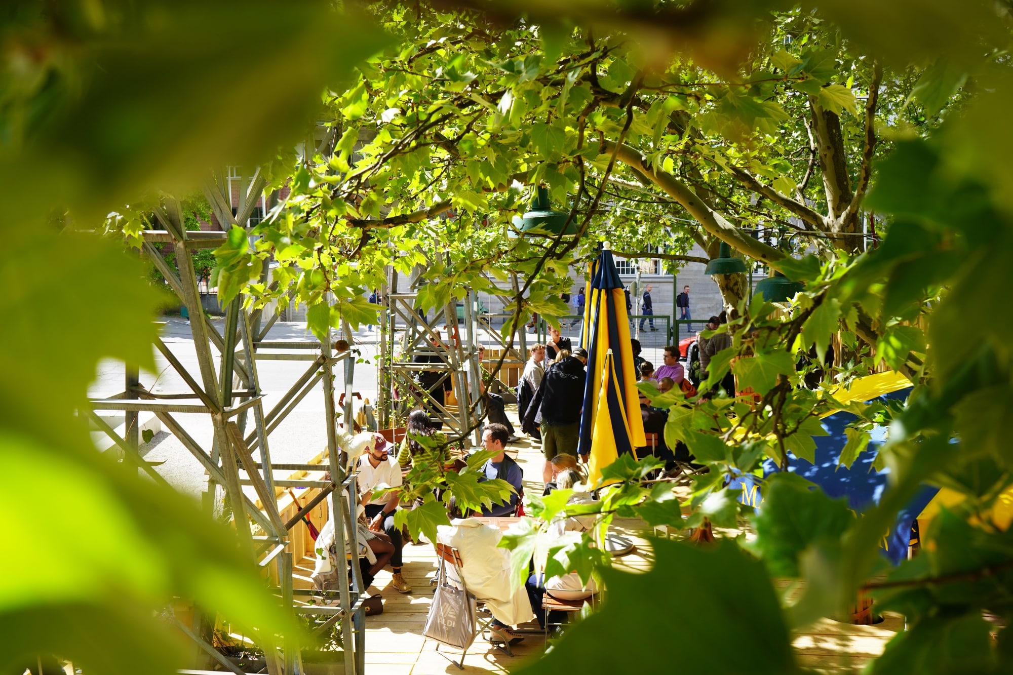 Neuer Biergarten im Grünen in München