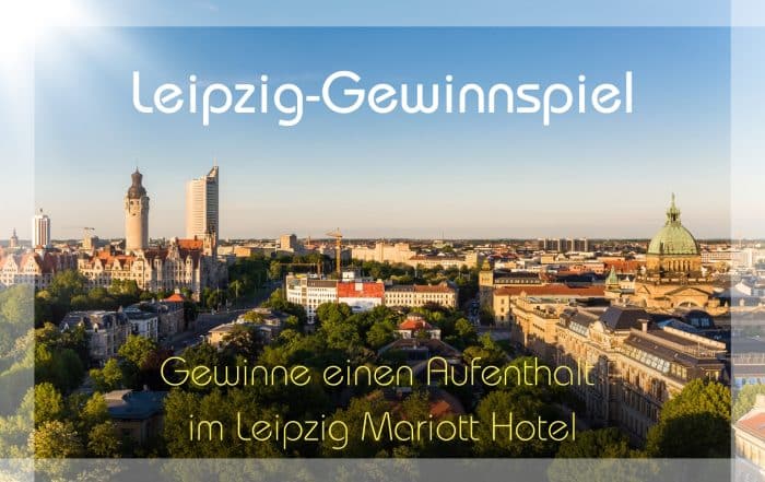 Luftbild von Leipzigs Innenstadt im Sommer bei Sonnenuntergang