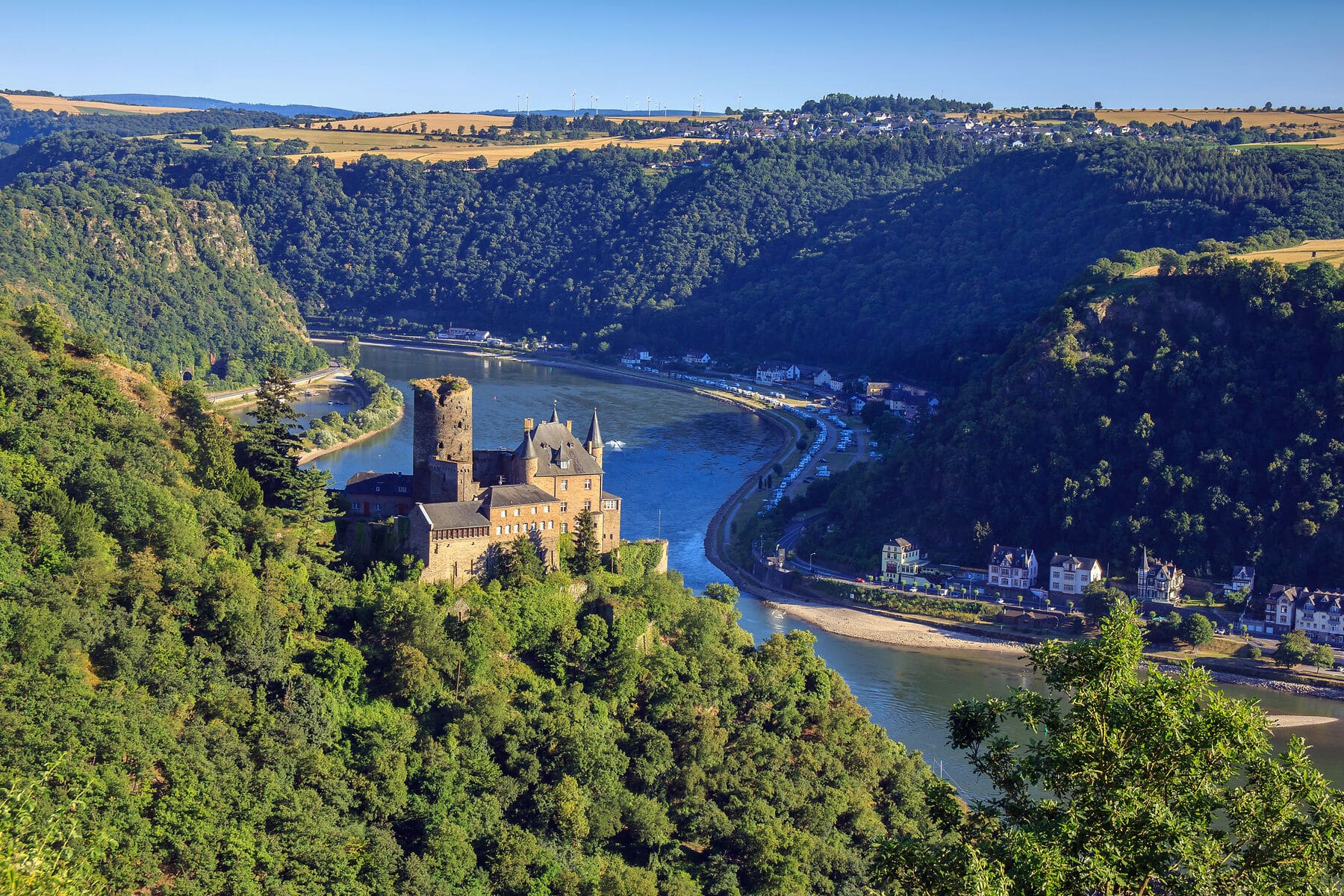 Burg Katz im Tal der Loreley Luftbild auf Burg Katz im Tal der Loreley