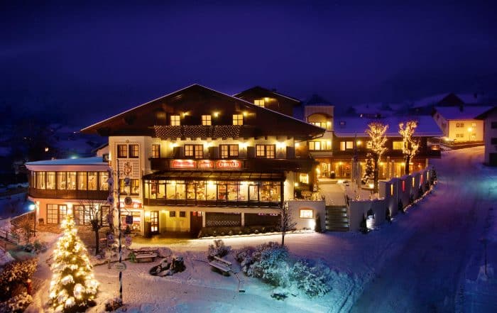 Landromantik Hotel Oswald Teisnach, außen Winter