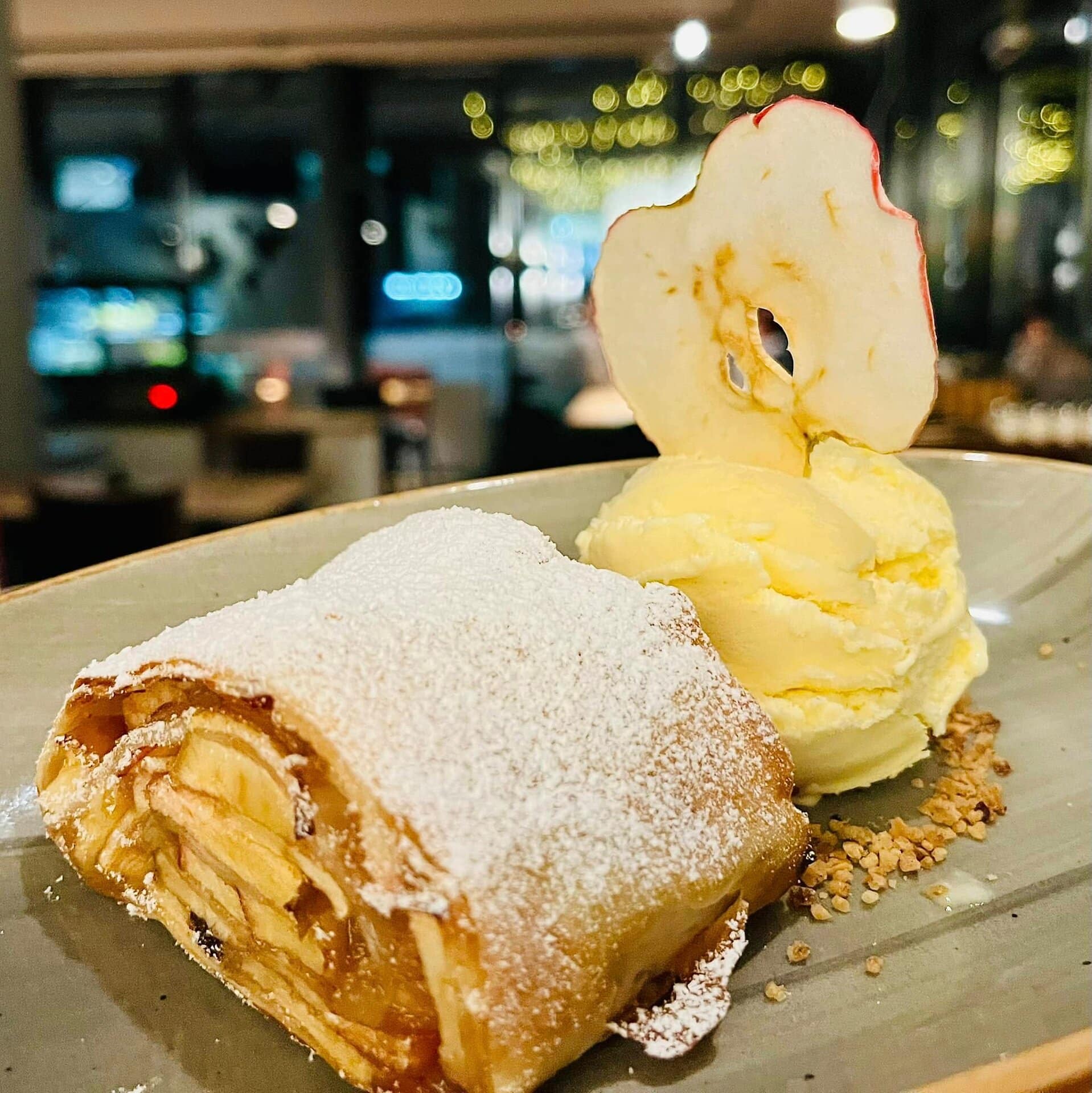 Tower Restaurant Cockpit Trebbin, Foodbild Tower Restaurant Cockpit Trebbin, Foodbild