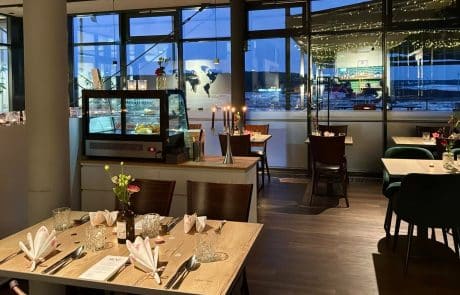 Tower Restaurant Cockpit Trebbin, innen Tower Restaurant Cockpit Trebbin, innen