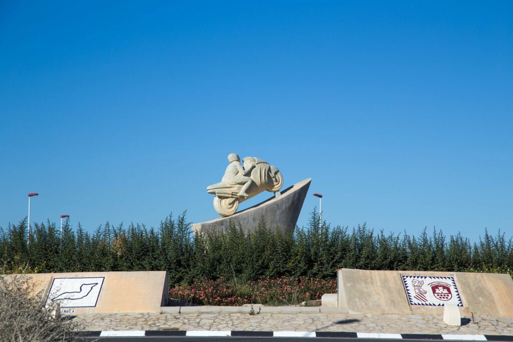 Den Sommer verlängern und Weltklasse-Motorsport erleben