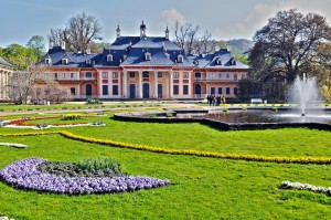 Schloss Pillnitz im Frühling